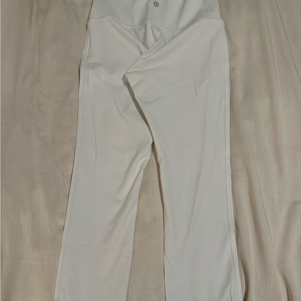 White Lululemon Wunder Train Leggings